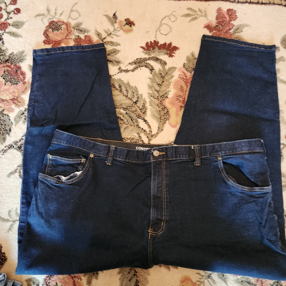 Relaxed Blue Jeans with Vintage Fade